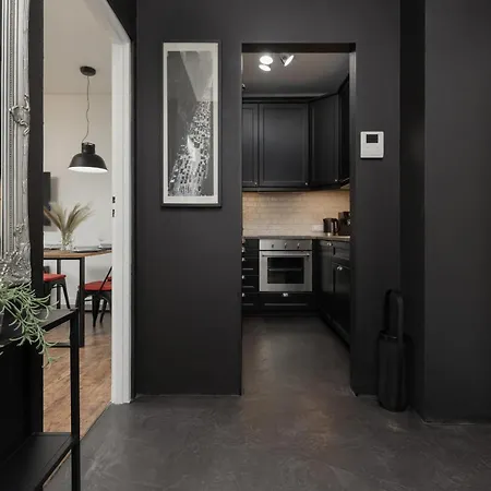 Stylish & Trendy 1 Bedroom Wola With Parking By Renters *